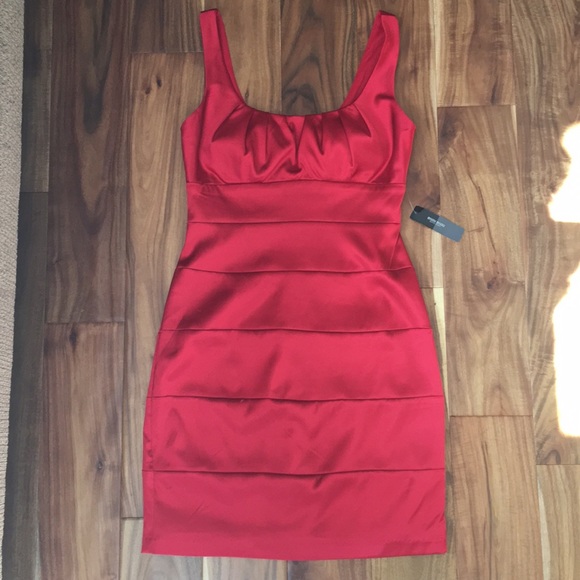 Bisou Bisou Dresses & Skirts - Bisou Bisou red satin dress